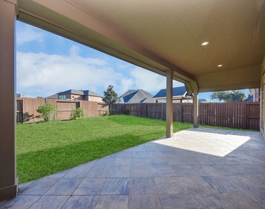 27126 Ashley Hills Court - Photo Thumbnail 29
