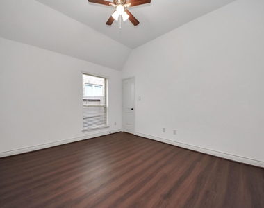 27126 Ashley Hills Court - Photo Thumbnail 37