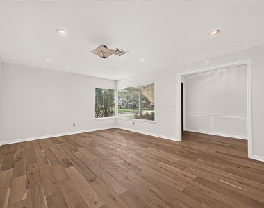 12411 Pinerock Lane - Photo Thumbnail 10