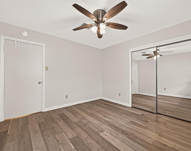12411 Pinerock Lane - Photo Thumbnail 29