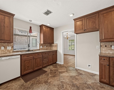 12411 Pinerock Lane - Photo Thumbnail 21
