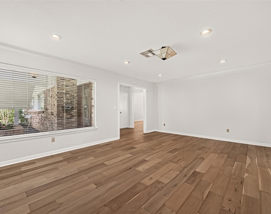 12411 Pinerock Lane - Photo Thumbnail 11