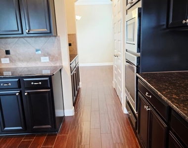27419 Canyon Reach Dr - Photo Thumbnail 9