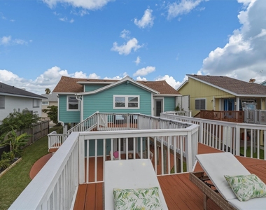 1078 Redfish Street - Photo Thumbnail 6
