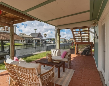 1078 Redfish Street - Photo Thumbnail 13