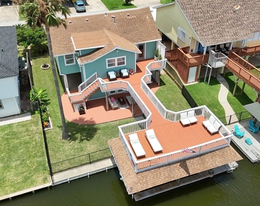 1078 Redfish Street - Photo Thumbnail 4