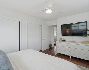 1078 Redfish Street - Photo Thumbnail 24