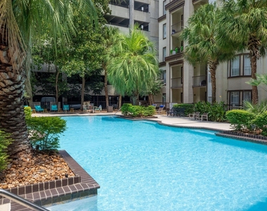 4001 Fannin Street - Photo Thumbnail 19