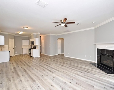 2714 Indigo Stone Lane - Photo Thumbnail 6