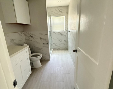 5140 Polk St - Photo Thumbnail 4