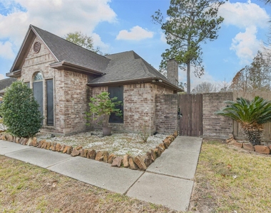 338 Grand Oaks Boulevard - Photo Thumbnail 1