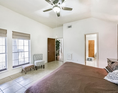 338 Grand Oaks Boulevard - Photo Thumbnail 6