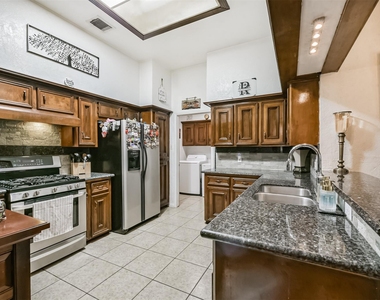 338 Grand Oaks Boulevard - Photo Thumbnail 13
