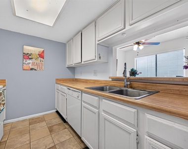 3993 Tanglewilde Street - Photo Thumbnail 9
