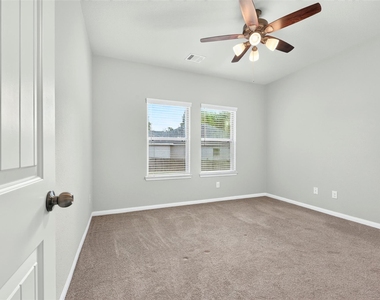 13238 Enchanted Way Drive - Photo Thumbnail 24