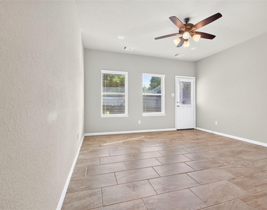 13238 Enchanted Way Drive - Photo Thumbnail 20