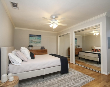 1309 Welch Street - Photo Thumbnail 16