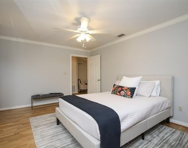 1309 Welch Street - Photo Thumbnail 13