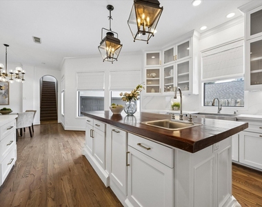 4523 Maple Street - Photo Thumbnail 14