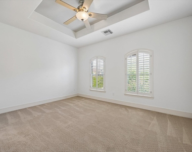 4523 Maple Street - Photo Thumbnail 25