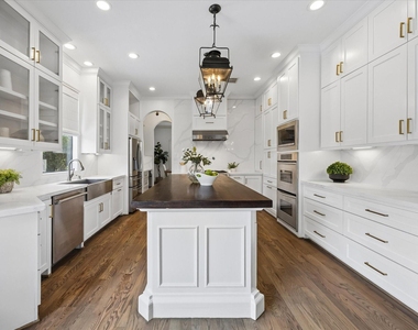 4523 Maple Street - Photo Thumbnail 16
