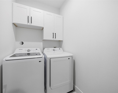 7932 Boy Street - Photo Thumbnail 21