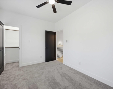 7932 Boy Street - Photo Thumbnail 20