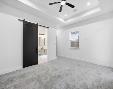 7932 Boy Street - Photo Thumbnail 13