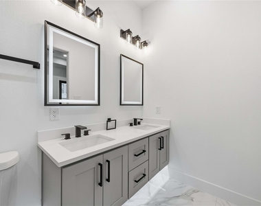 7932 Boy Street - Photo Thumbnail 14