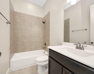 9814 Carver Drive - Photo Thumbnail 15