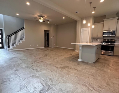 1523 Rustling Creek Drive - Photo Thumbnail 3
