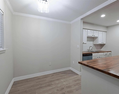 132 Oyster Creek Drive - Photo Thumbnail 8