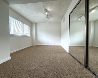 513 W Main Street - Photo Thumbnail 18