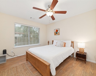 36 N Rain Forest Court - Photo Thumbnail 21