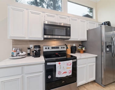 36 N Rain Forest Court - Photo Thumbnail 11