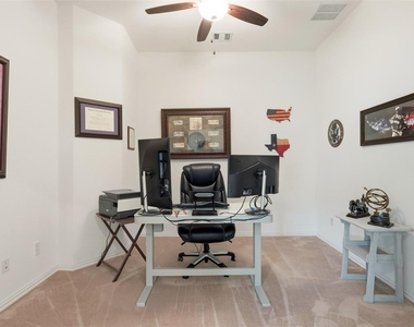 297 Scarlet Maple Way - Photo Thumbnail 7