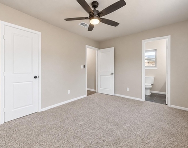 4705 Pine Street - Photo Thumbnail 7