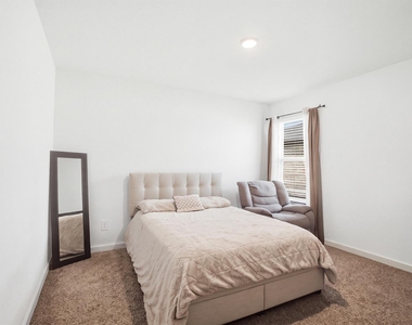 29518 Gordon Sevilla Street - Photo Thumbnail 28