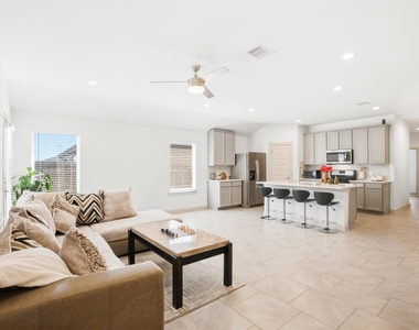 29518 Gordon Sevilla Street - Photo Thumbnail 9