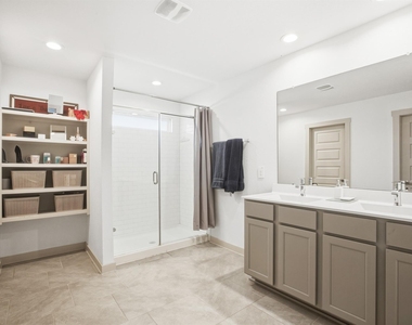 29518 Gordon Sevilla Street - Photo Thumbnail 17