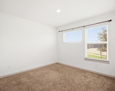 29518 Gordon Sevilla Street - Photo Thumbnail 23