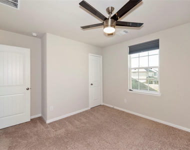 3544 Wooded Lane - Photo Thumbnail 21