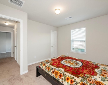 3544 Wooded Lane - Photo Thumbnail 14