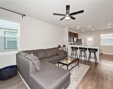 3544 Wooded Lane - Photo Thumbnail 3
