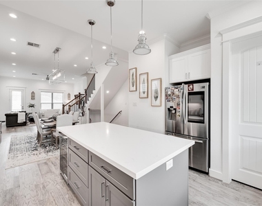 2214 Arabelle Street - Photo Thumbnail 12