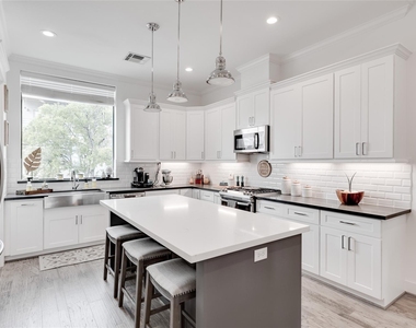 2214 Arabelle Street - Photo Thumbnail 8