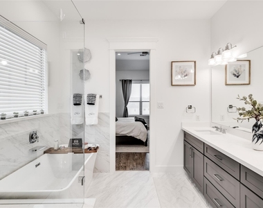 2214 Arabelle Street - Photo Thumbnail 24