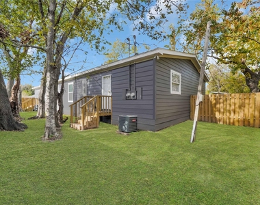 6819 Crestmont St - Photo Thumbnail 17