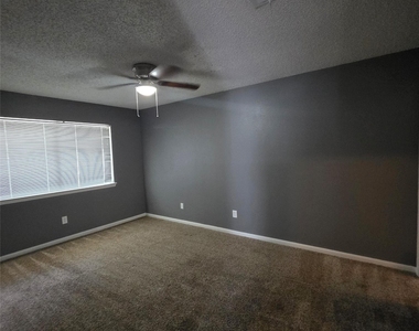 23535 Tree House Lane - Photo Thumbnail 13
