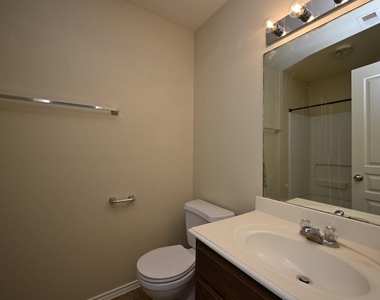 16806 Mammoth Springs Drive - Photo Thumbnail 12